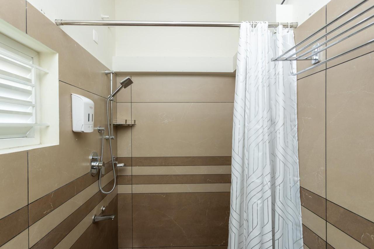 Esaa Airport Hotel Kochi Dış mekan fotoğraf