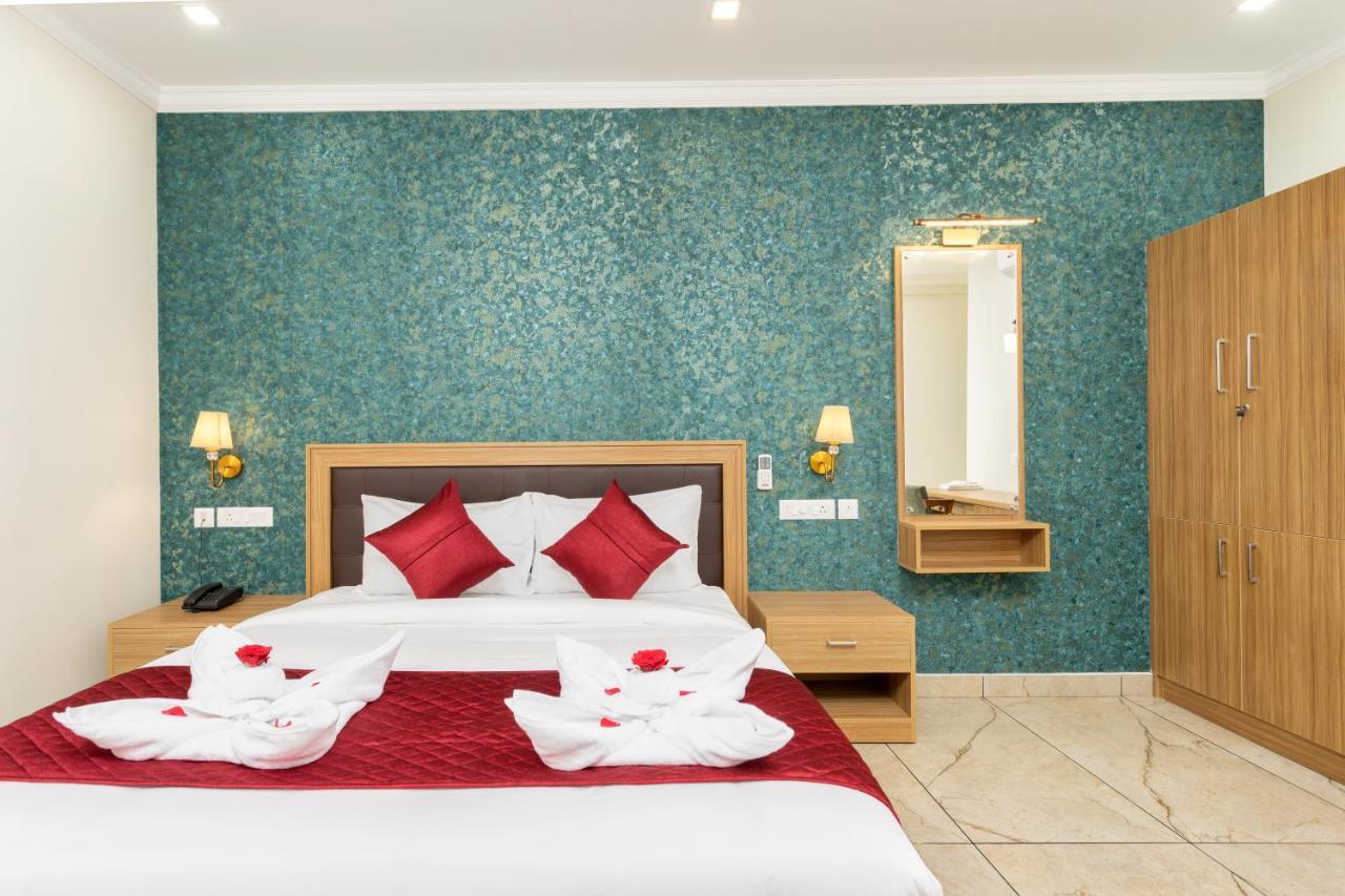 Esaa Airport Hotel Kochi Dış mekan fotoğraf