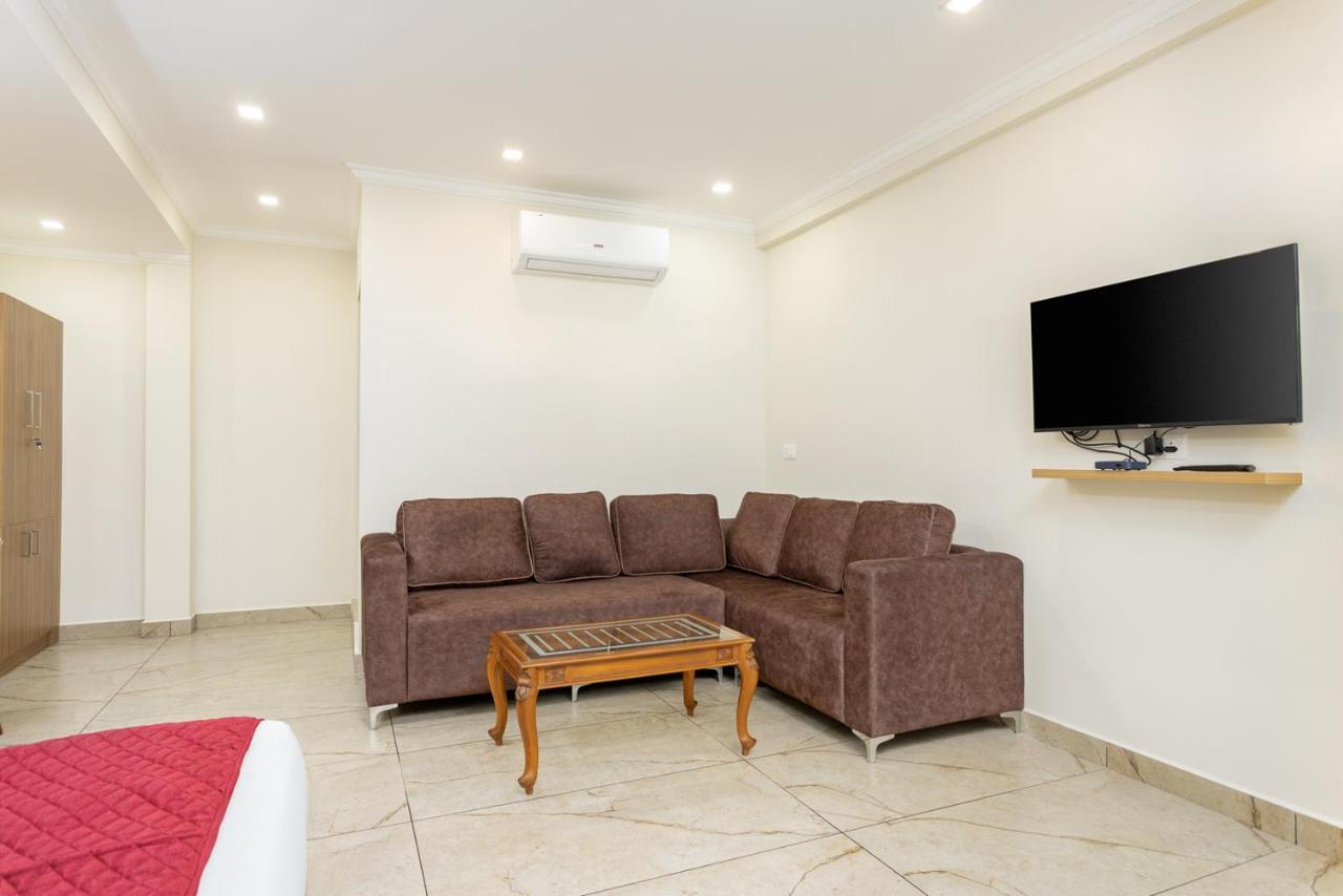 Esaa Airport Hotel Kochi Dış mekan fotoğraf
