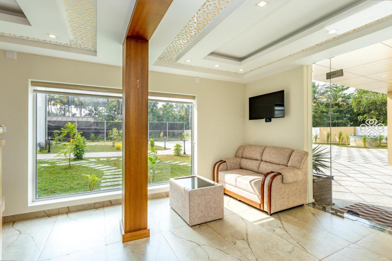 Esaa Airport Hotel Kochi Dış mekan fotoğraf