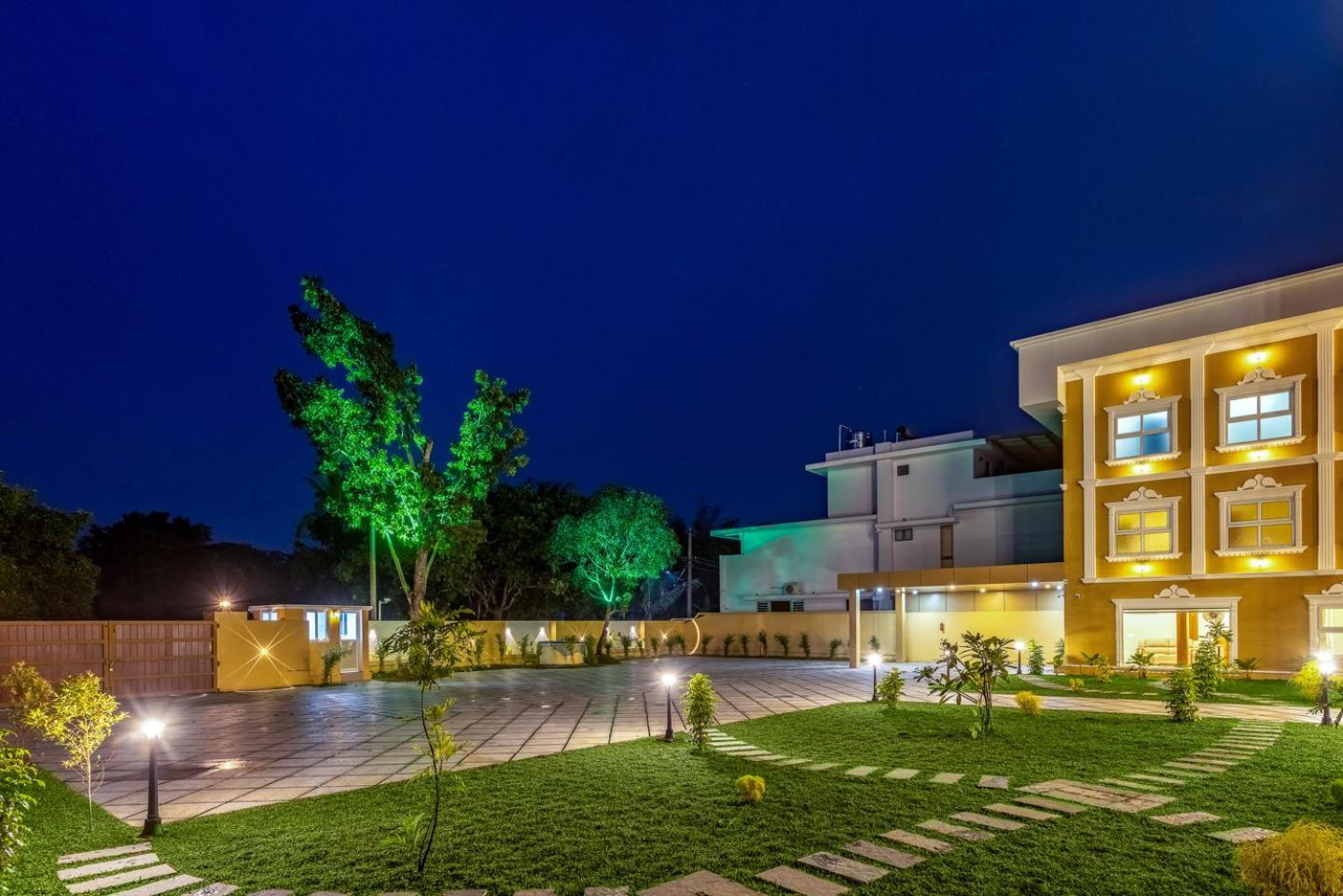 Esaa Airport Hotel Kochi Dış mekan fotoğraf